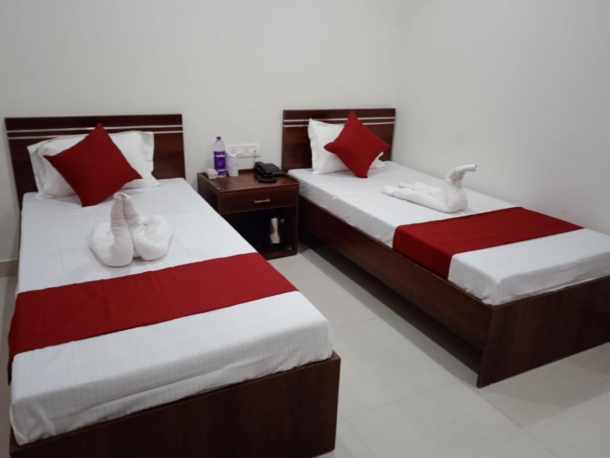 Hotel Haren Grand Guwahati Esterno foto